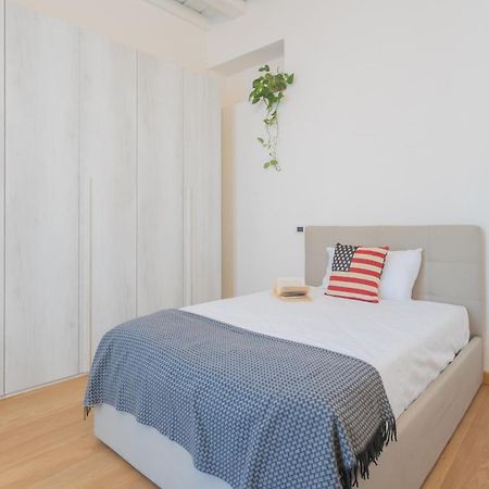 Wine Not Apartment In Como City Centre Bagian luar foto