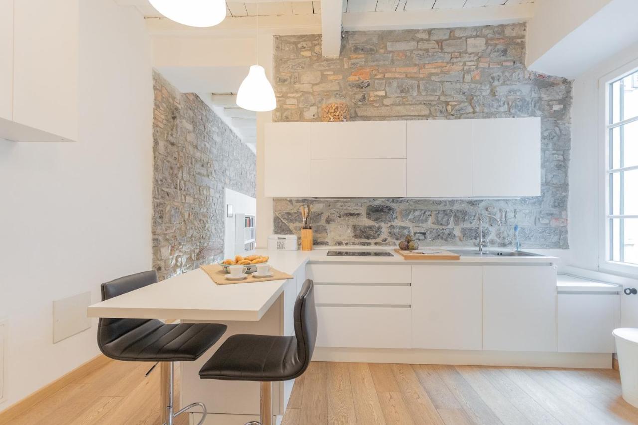 Wine Not Apartment In Como City Centre Bagian luar foto