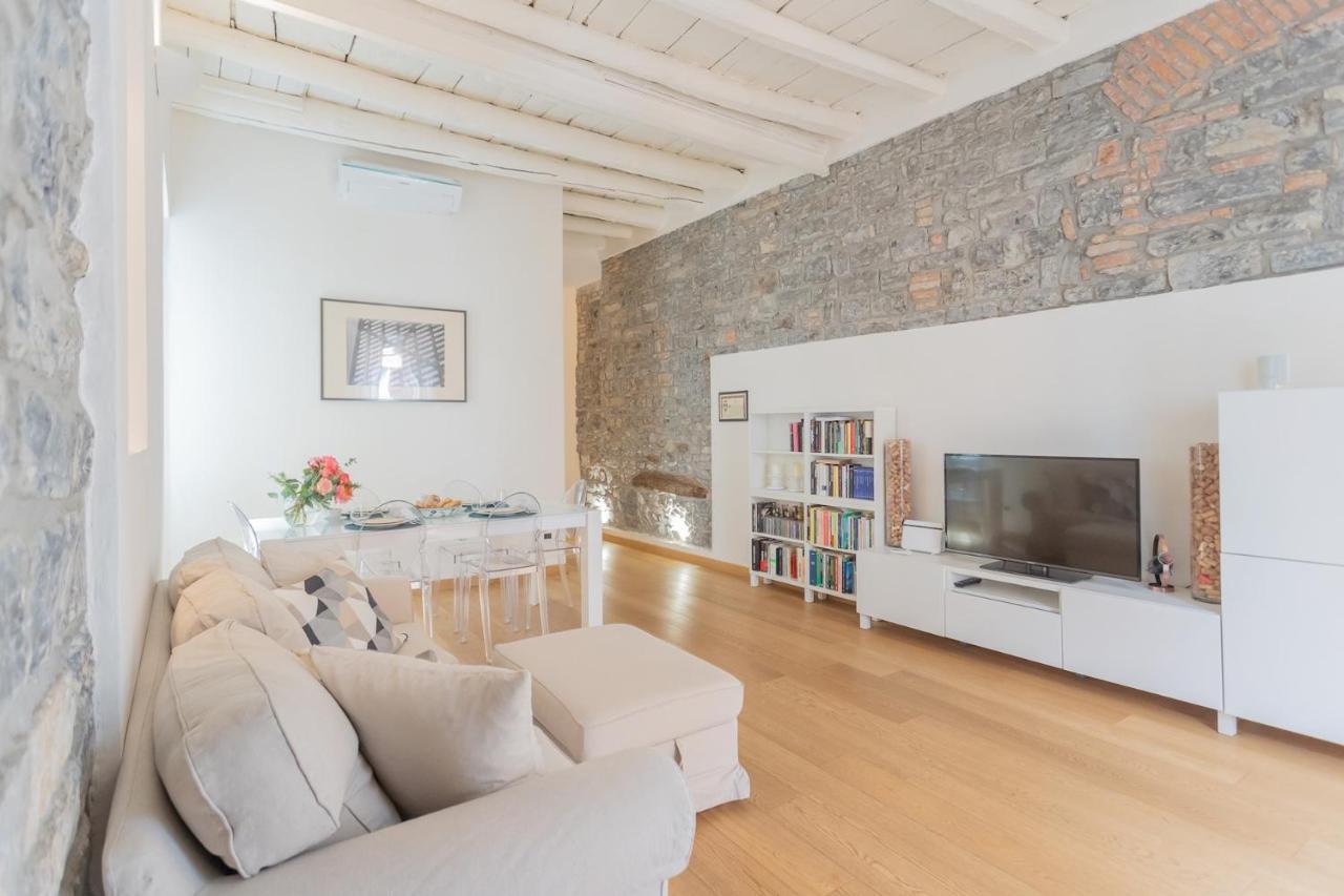 Wine Not Apartment In Como City Centre Bagian luar foto