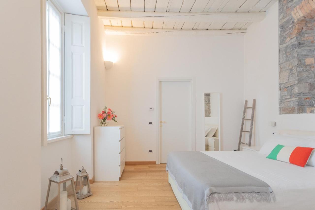 Wine Not Apartment In Como City Centre Bagian luar foto
