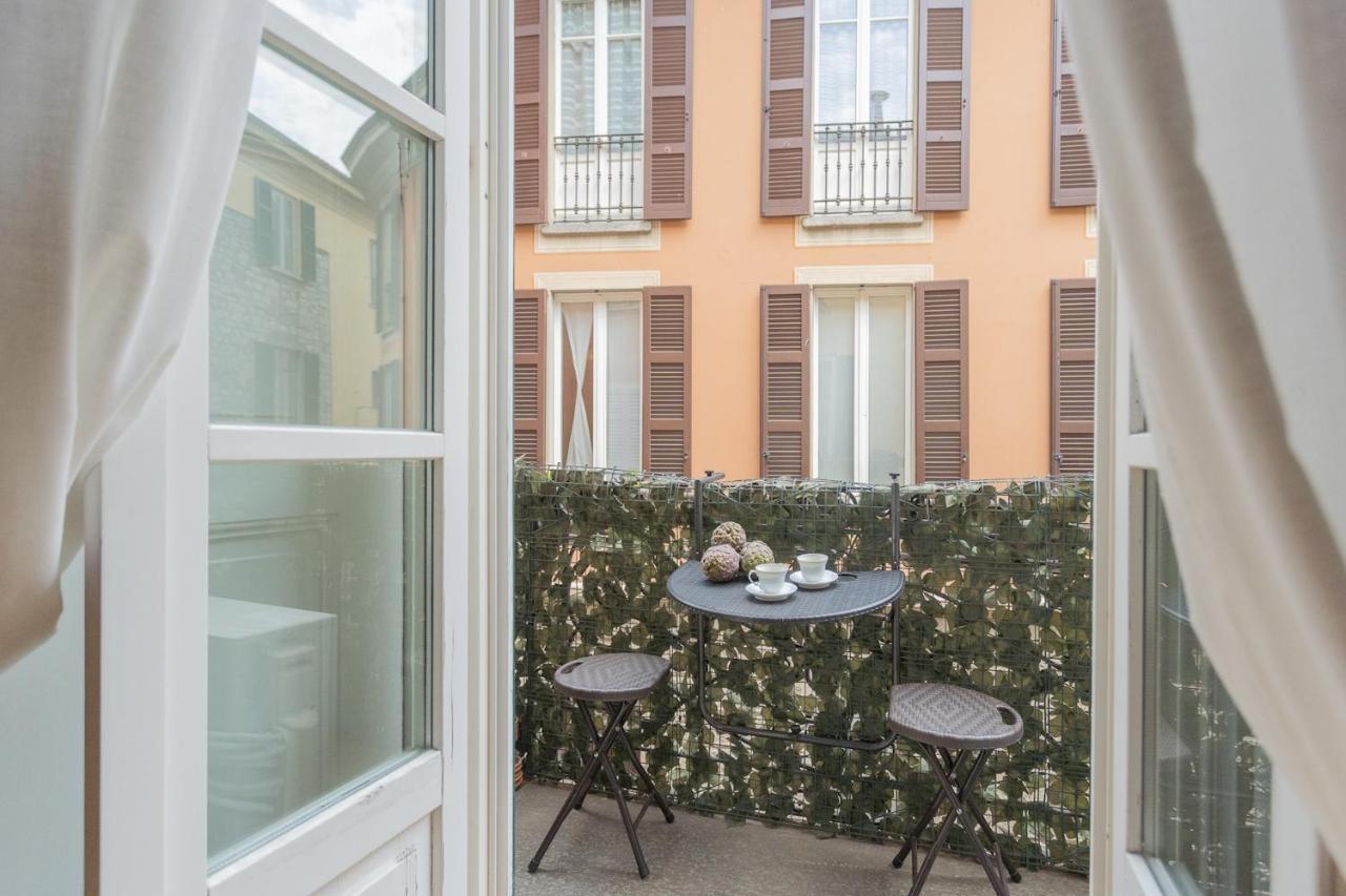 Wine Not Apartment In Como City Centre Bagian luar foto